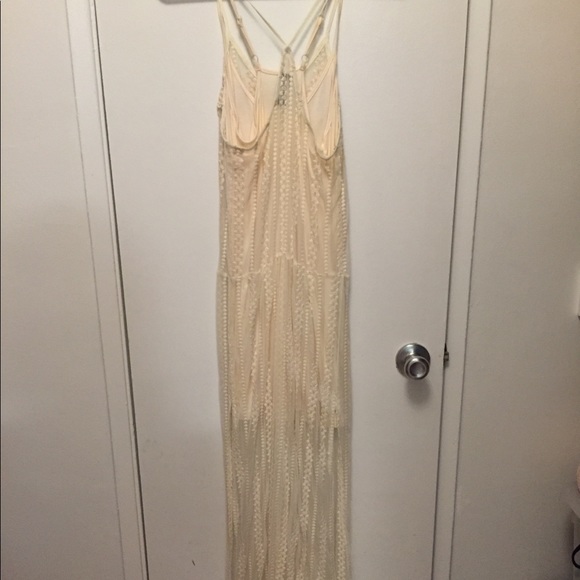 Cream sheer lace maxi dress - Picture 4 of 5